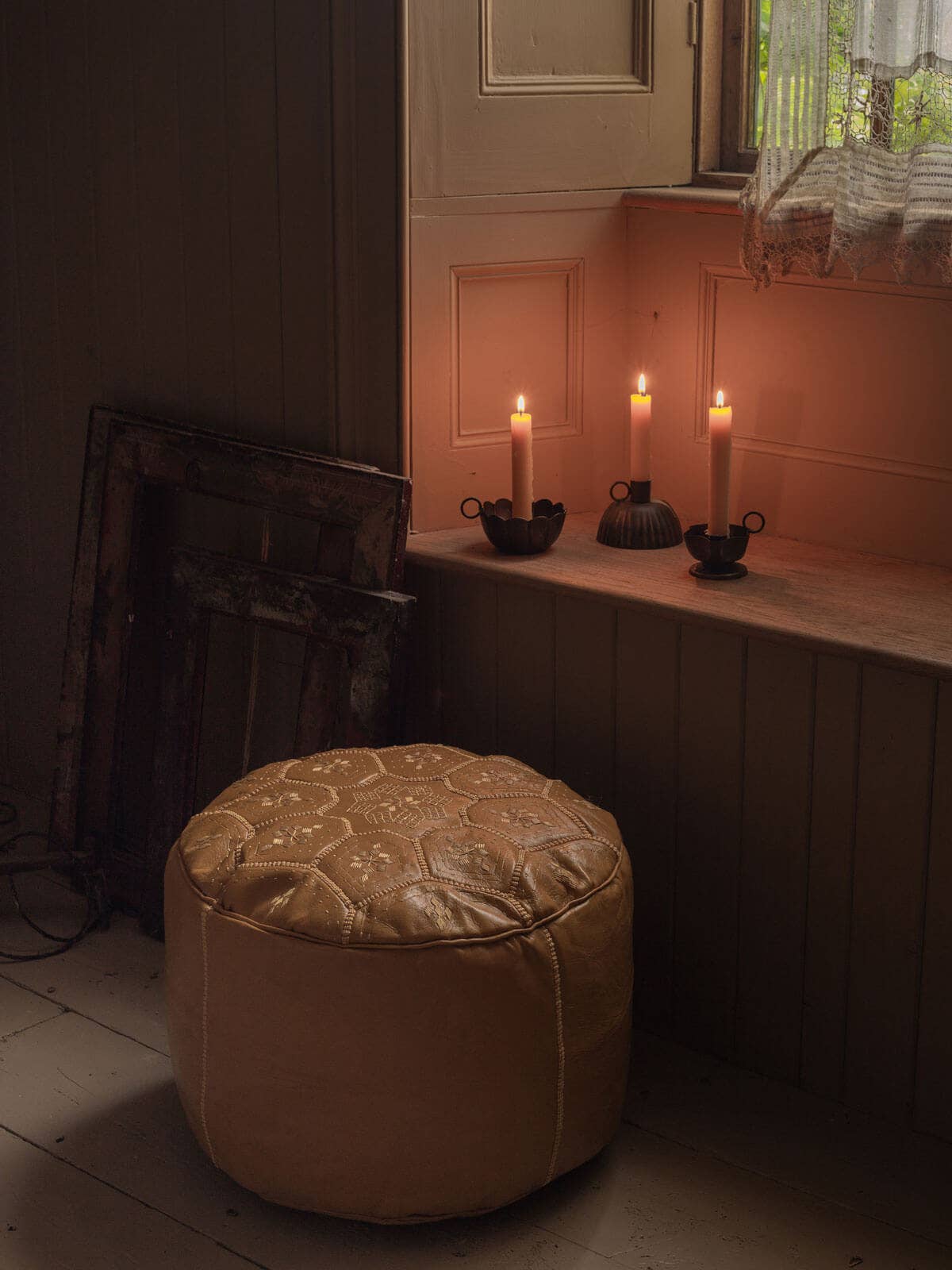 Candle Holder Petticoat