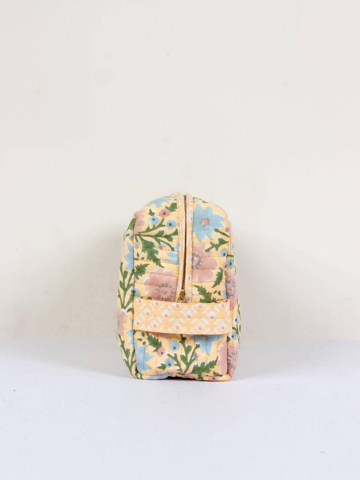 Large Floribunda Cotton Quilted Washbag, Buttermilk