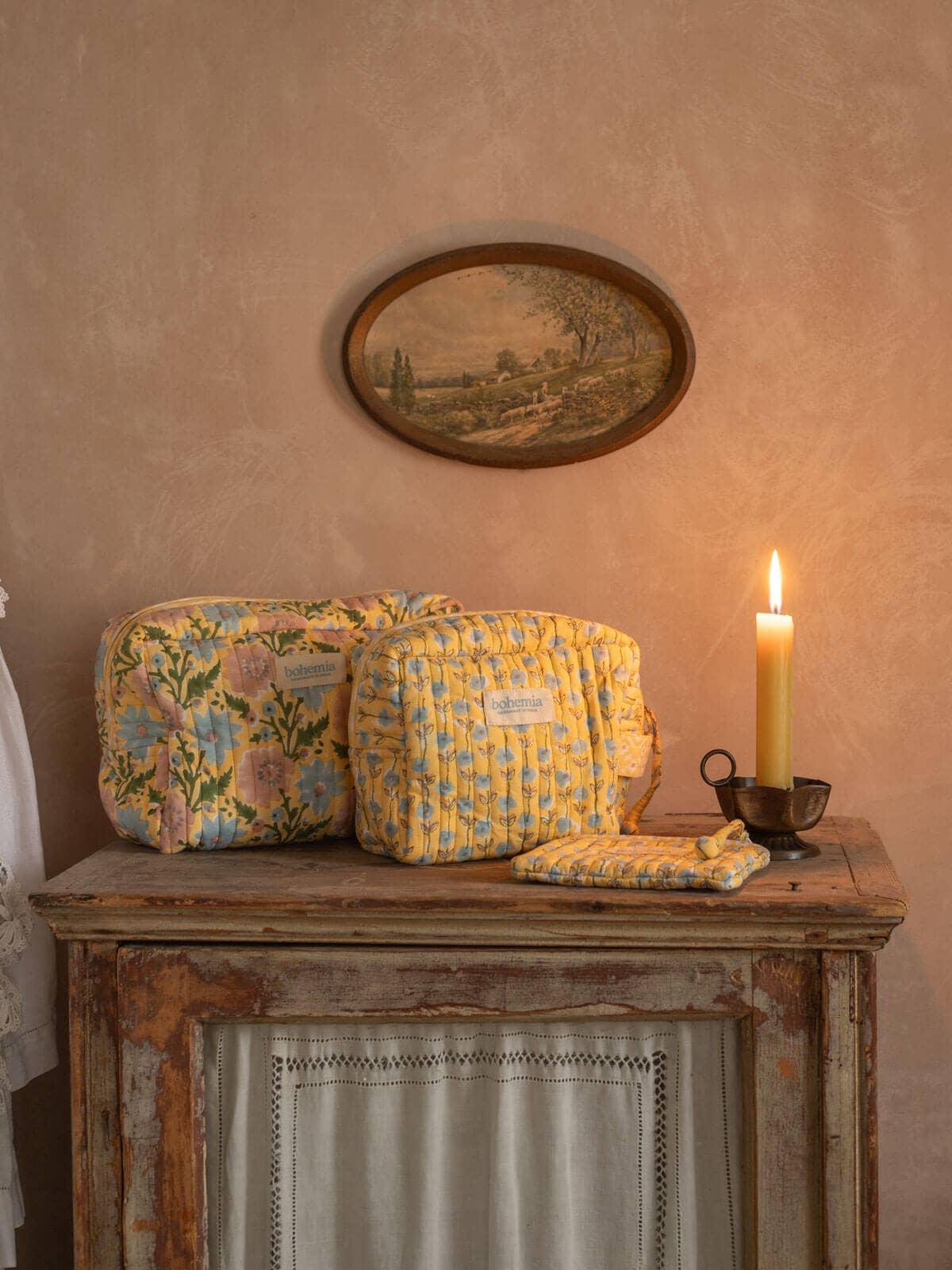 Small Garland Washbag, Buttermilk