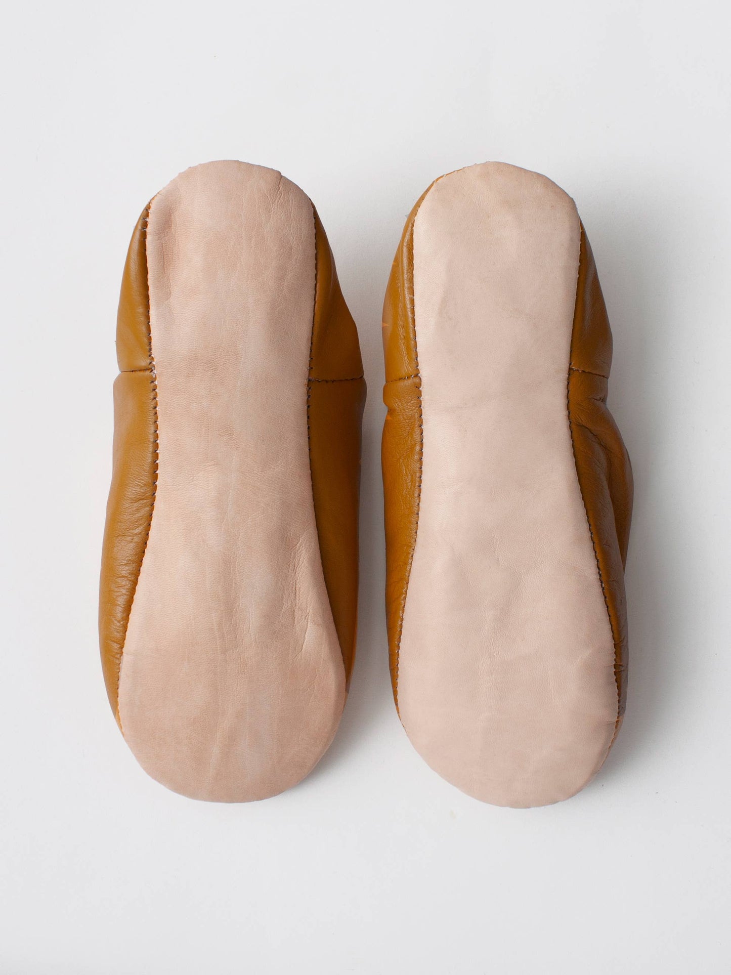 Moroccan Babouche Slippers, Caramel