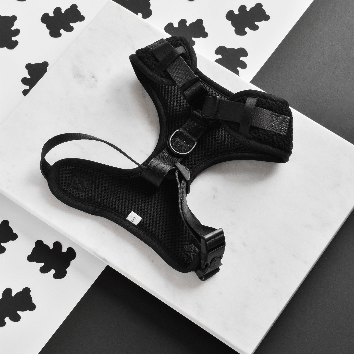 Teddy Adjustable Neck Harness in Black