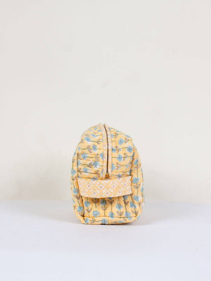 Small Garland Washbag, Buttermilk