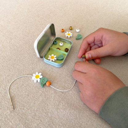 Mini Daisy Bracelet Gift Kit Wooden Bead Jewellery Making Friendship Bracelet Childrens