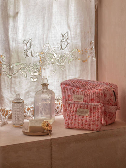 Floribunda Quilted Washbag, Vintage Pink