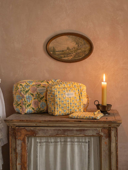 Medium Posie Washbag, Buttermilk