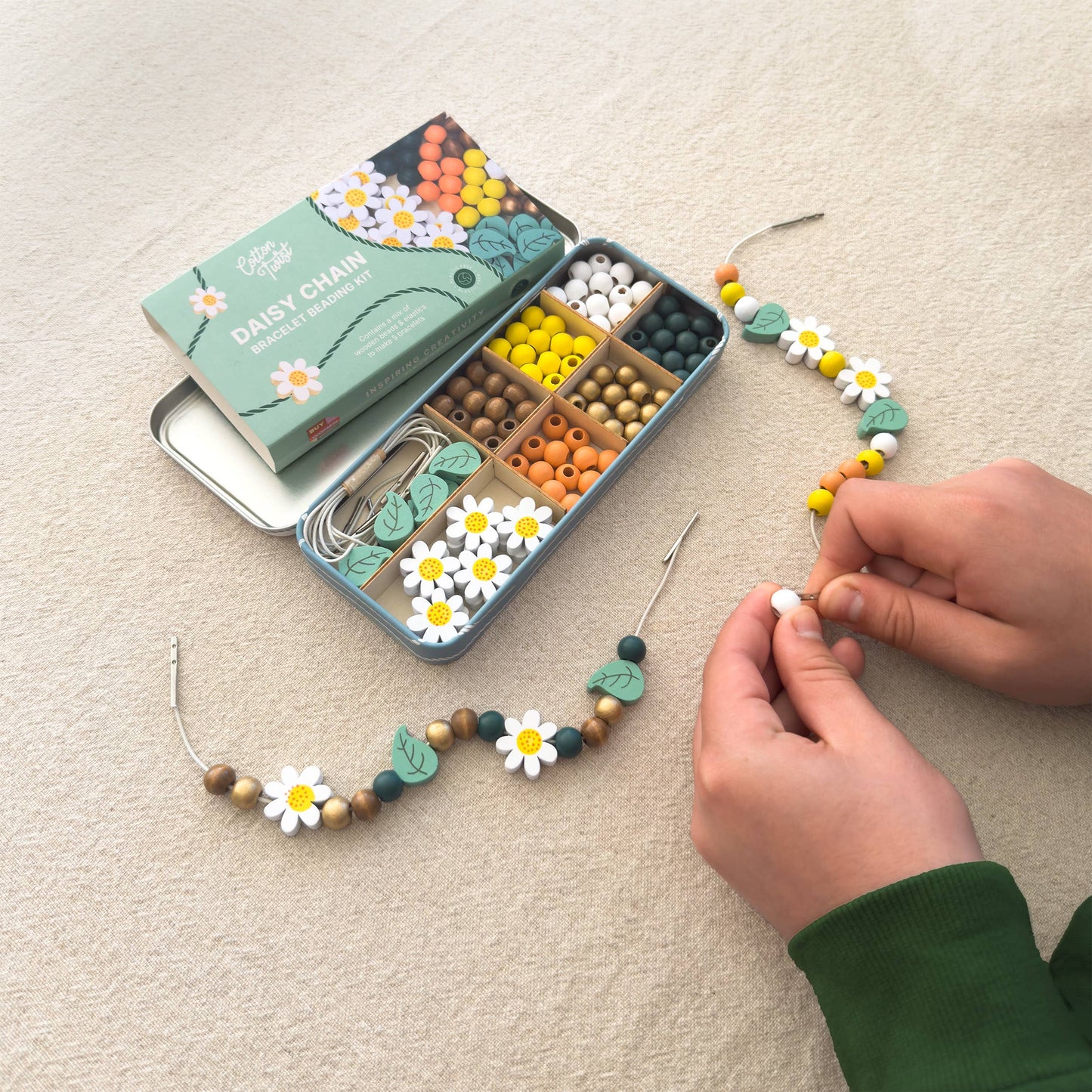 Daisy Bracelet Wooden Bead Jewellery Making Friendship Bracelet Kit Childrens