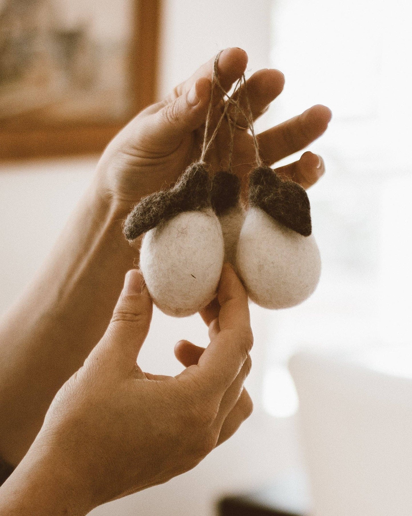 Set of 6 Handmade Felted Little White Pears