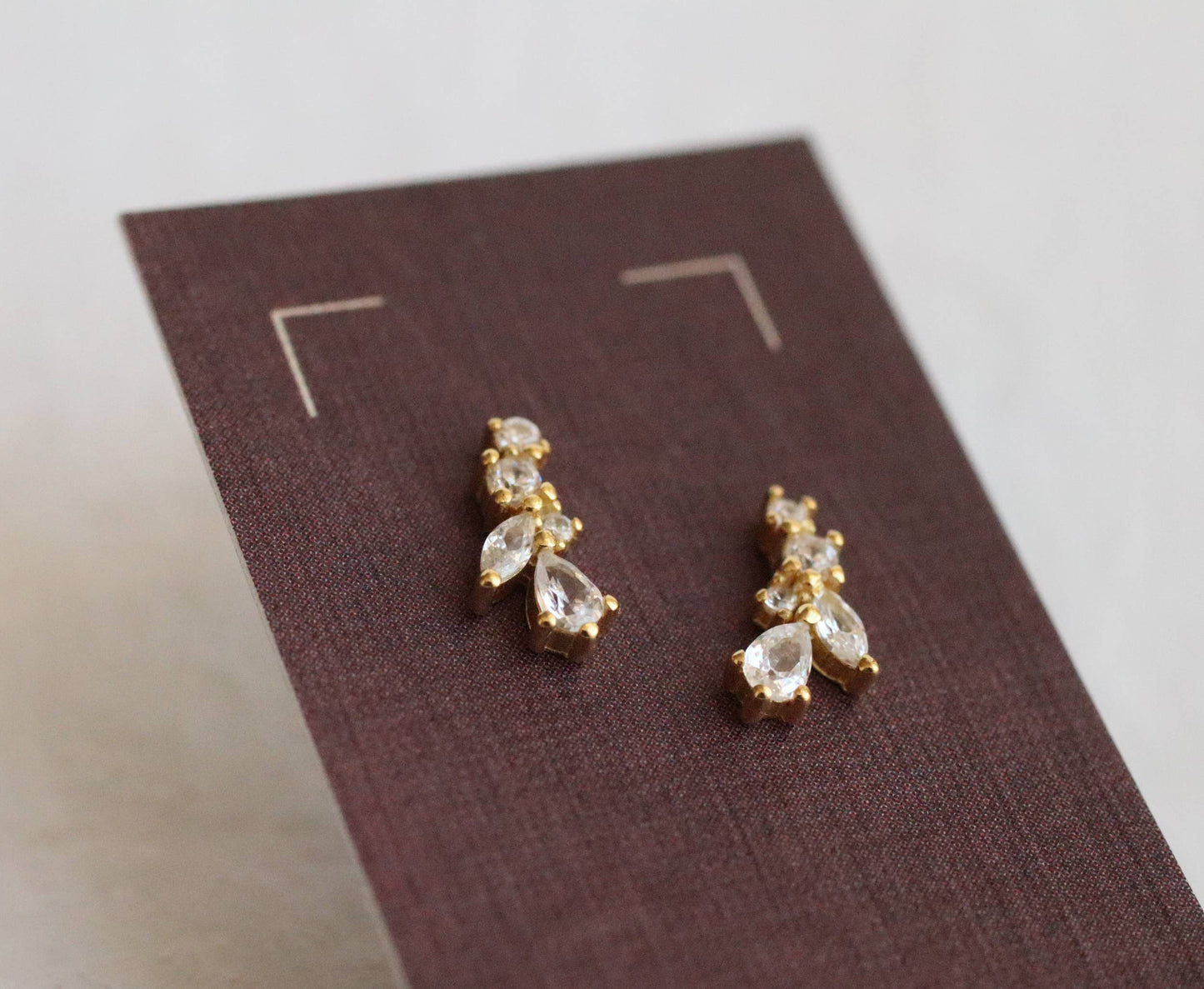 Fairy Wing Tiny Petal Zirconia Jewell Vermiel Leaf Stud Earrings