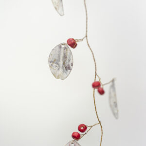 White Leaves & Red Berry Garland