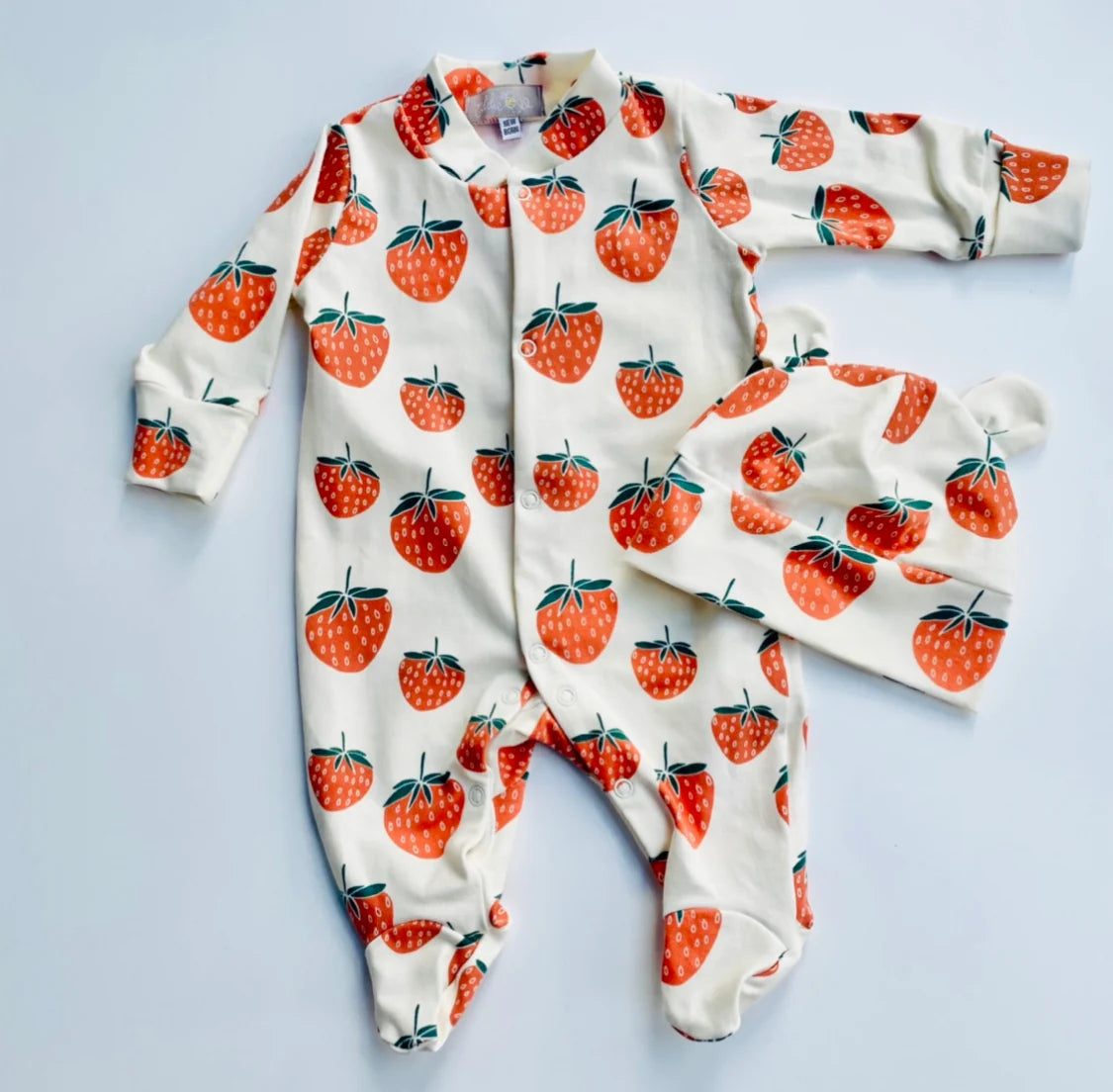 Baby Hats Strawberry Organic Cotton 0-3 Months