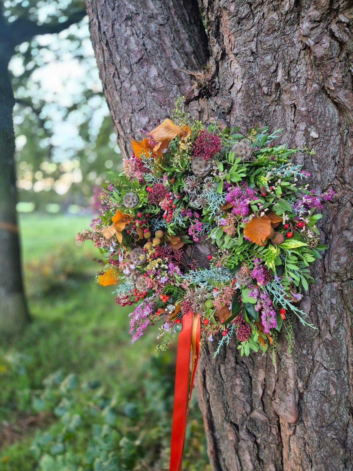 Autumn Glow - Fresh Door Wreath Medium