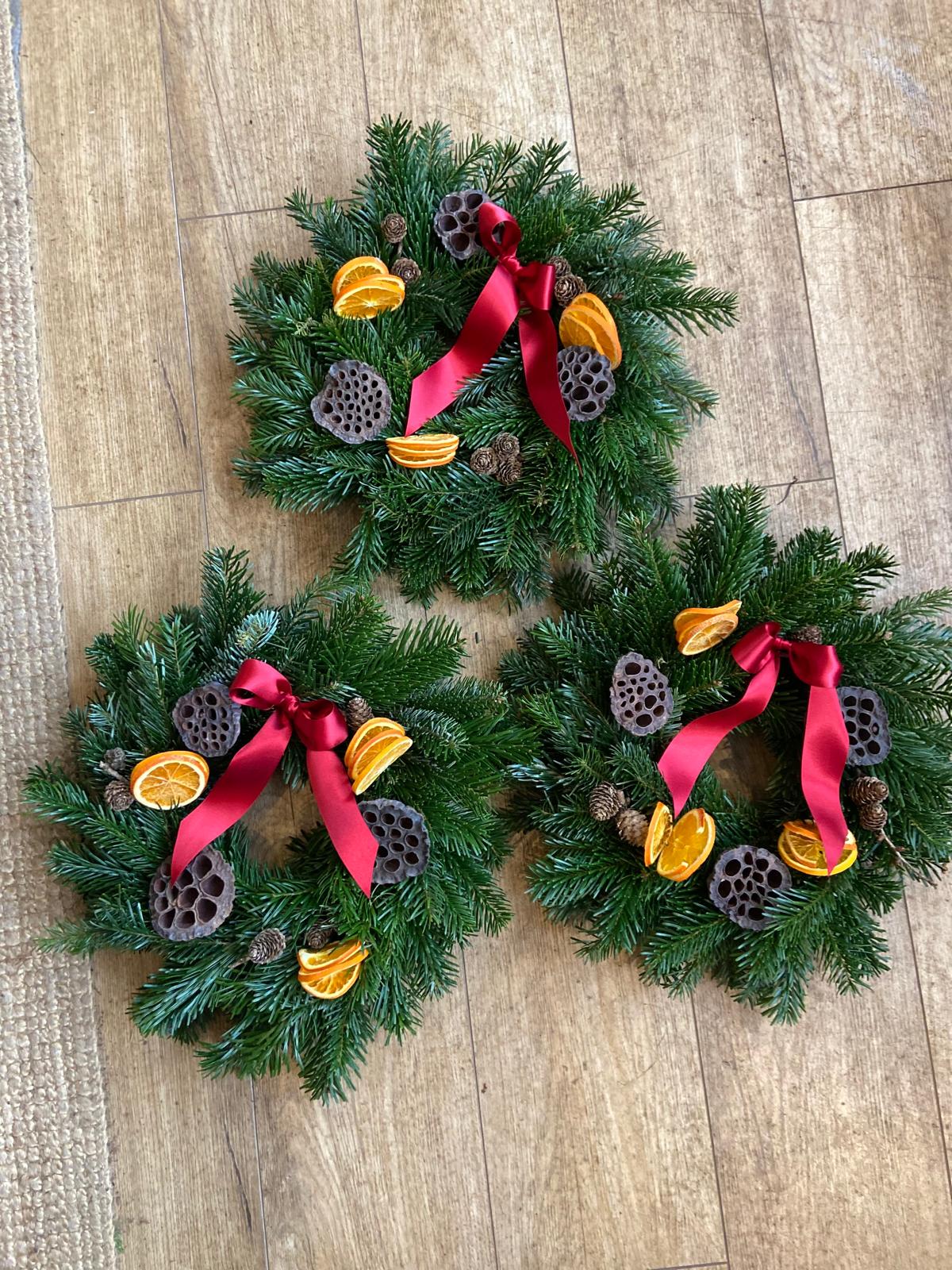 Christmas Classic Grave Wreath