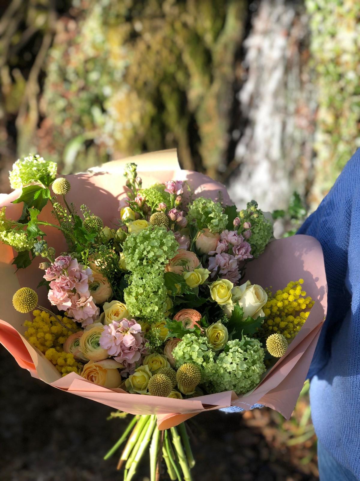 Buttercup Blush Spring Bouquet