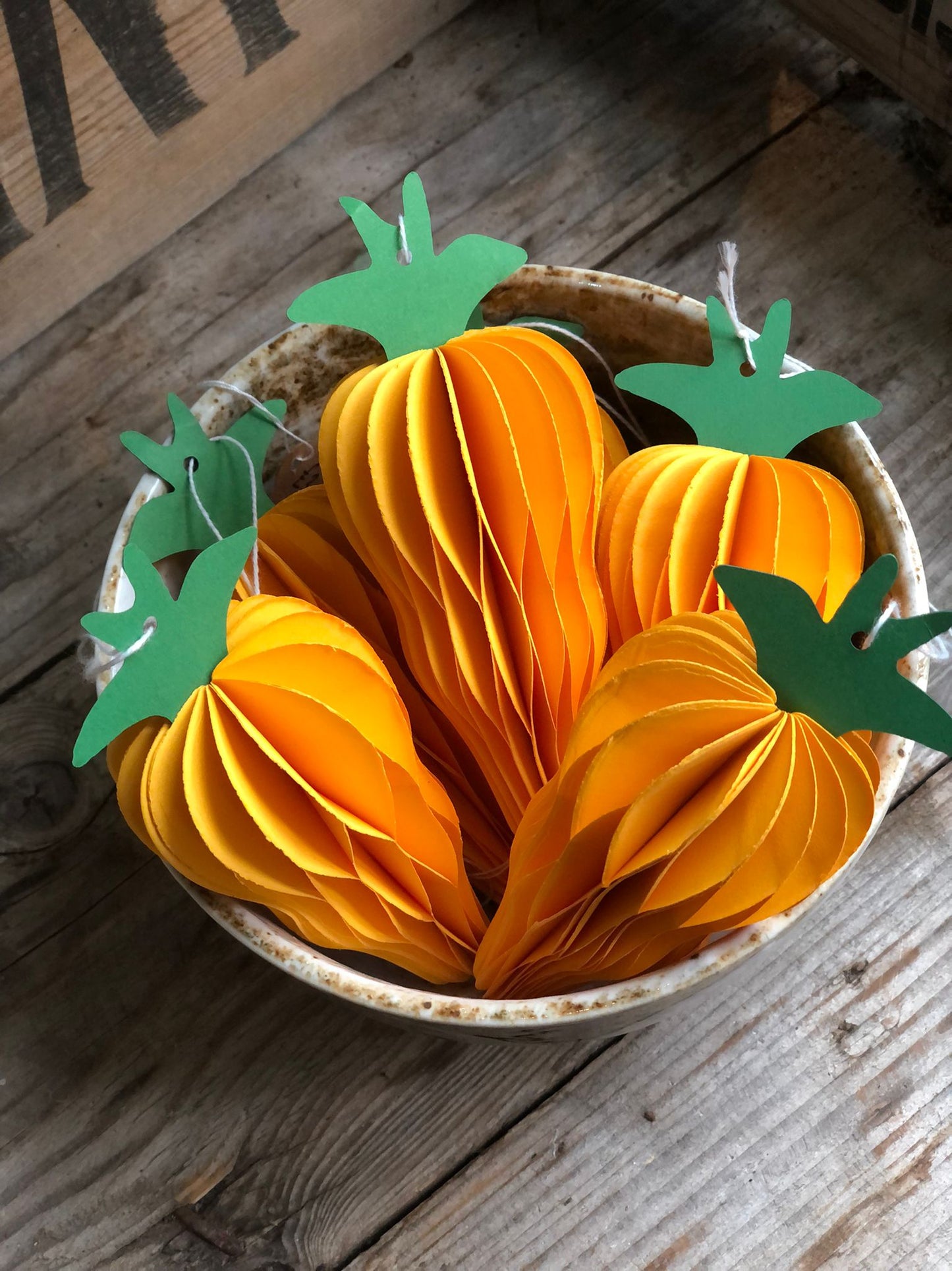 Honeycomb Orange Carrots Easter Hanging Decorations