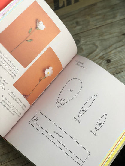 Paper Flowers: 15 Stylish Projects to Make Your Own