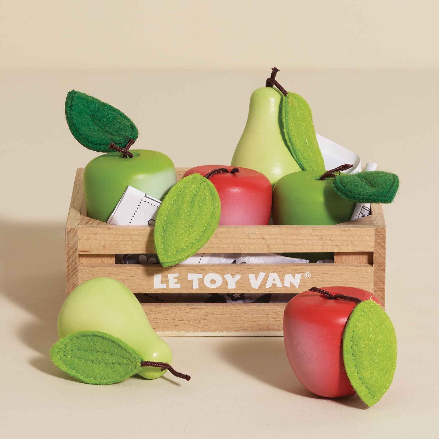 Orchard Fruits Wooden Market Crate Set Children Toddler Toys