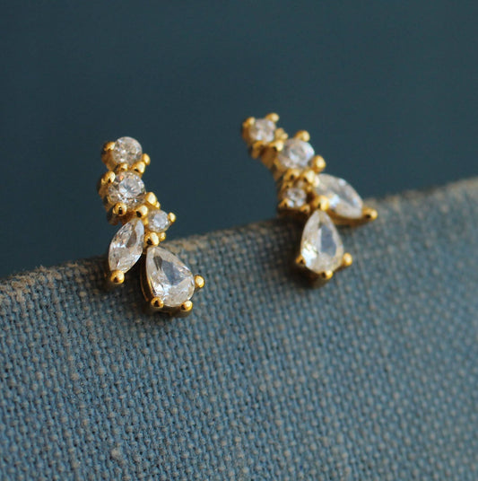 Fairy Wing Tiny Petal Zirconia Jewell Vermiel Leaf Stud Earrings