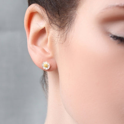 Daisy Sterling Silver Stud Earrings