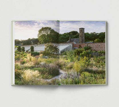 Britain's Best Gardens Book by Kendra Wilson